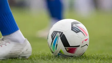 Czwarta kolejka na stadionie MOSiR. Gospodarze podejmą LKS Krzyżanowice