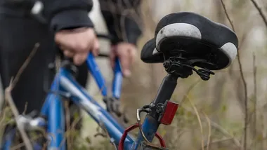 Rower zniknął spod szkoły w Żorach. Kryminalni zatrzymali 37-latka