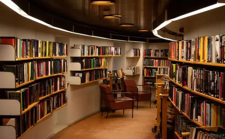 Mitoraj w obiektywie Łapki - monumentalne rzeźby pokazane jako obrazy przestrzeni