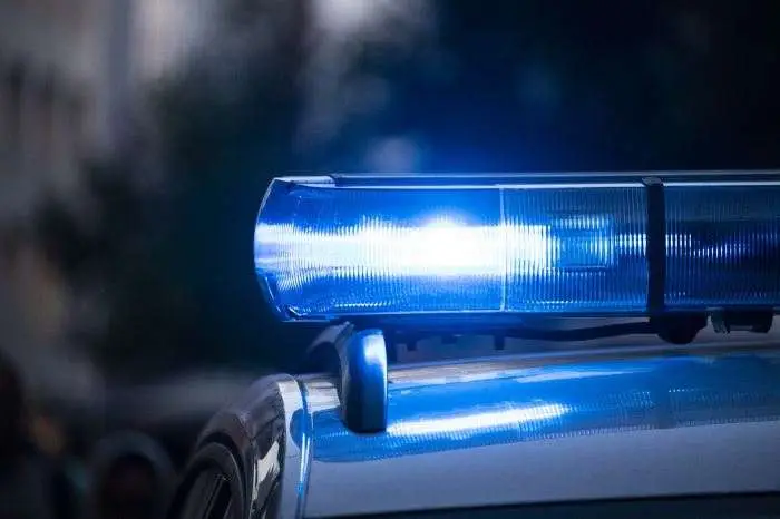 Uszkodzona skrzynka gazowa na Pszczyńskiej w Żorach - ewakuacja po kolizji