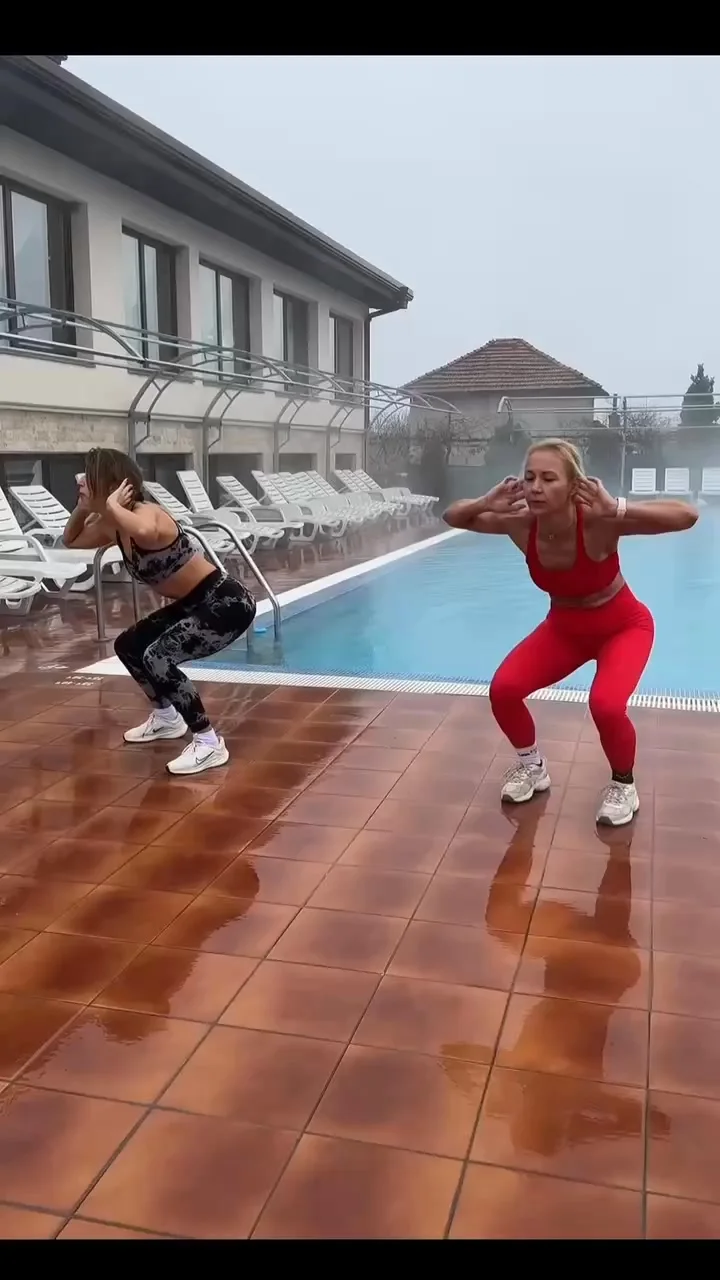 Grafika promocyjna wydarzenia Love Yourself Weekend — sportowy wyjazd z Vesi & Zori