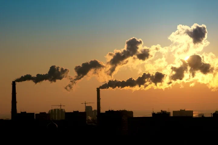 Nad Żorami i regionem wisi alert smogowy – pył PM10 może dać się we znaki