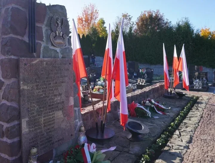 W Żorach uczczono obrońców miasta. Hołd złożono przy pomniku poległych