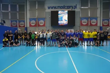 Samorządowcy z regionu grali o puchar w Żorach, a gospodarze stanęli na podium