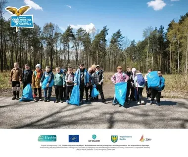 Mali uczniowie ruszyli do lasu. Lekcja Ziemi w Żorach