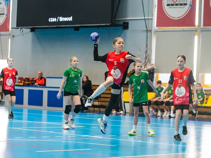 Młode szczypiornistki z Żor walczyły o każdy punkt w trzech turniejach ligi
