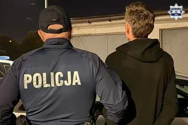 Nocna kontrola w Żorach. Policjanci znaleźli substancję przy 45-latku