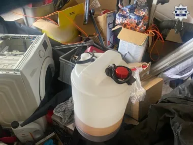 Laboratorium metamfetaminy pod Żorami - policja znalazła też broń